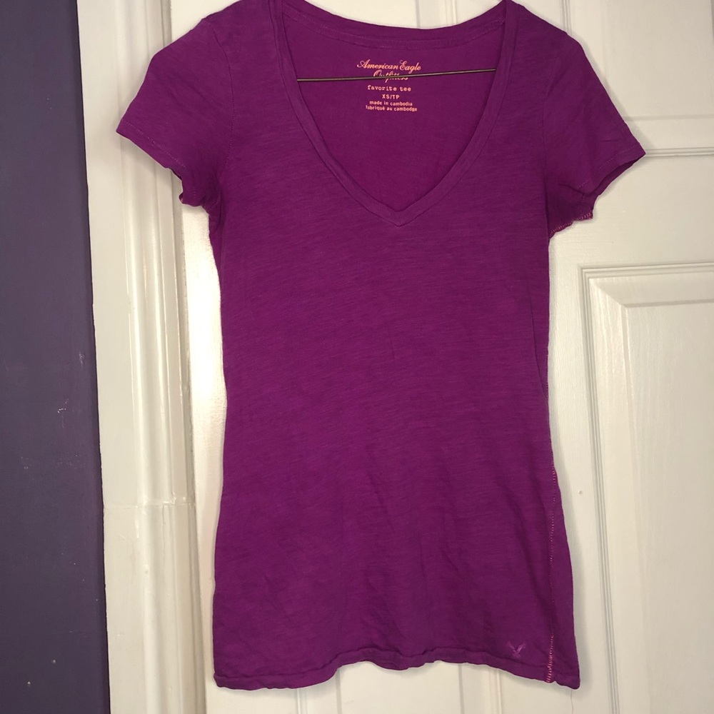 American Eagle Favorite Tee